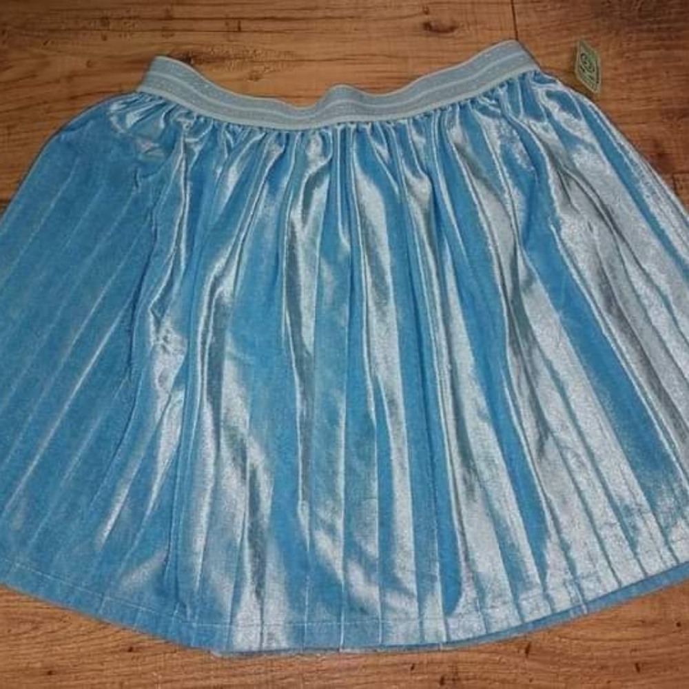 Girls velvet skirt